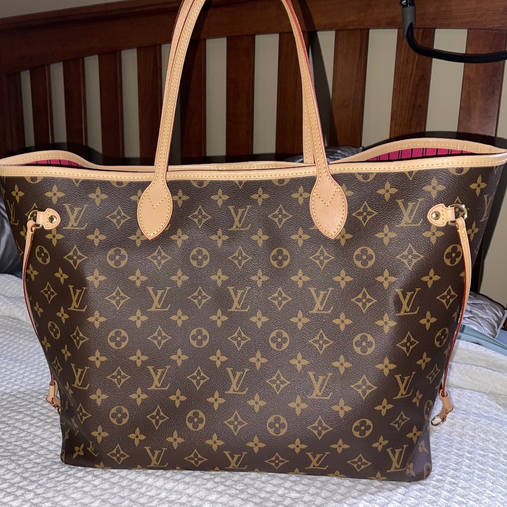 Authentic Louis Vuitton Neverfull GM